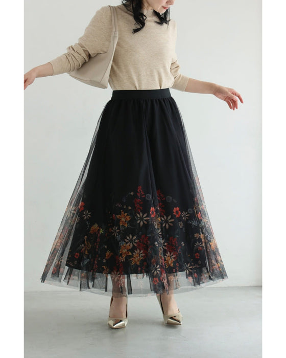 印象変わる花とビジューのリバーシブルチュールスカート