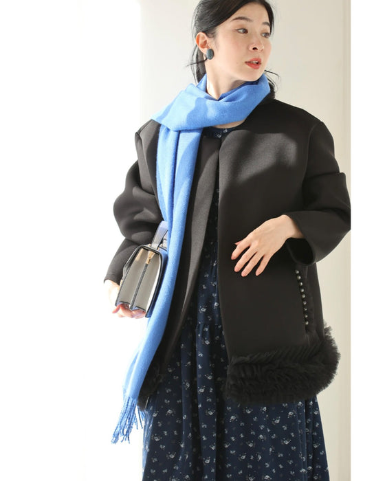 裾に咲くふわふわチュールのダンボール素材コート