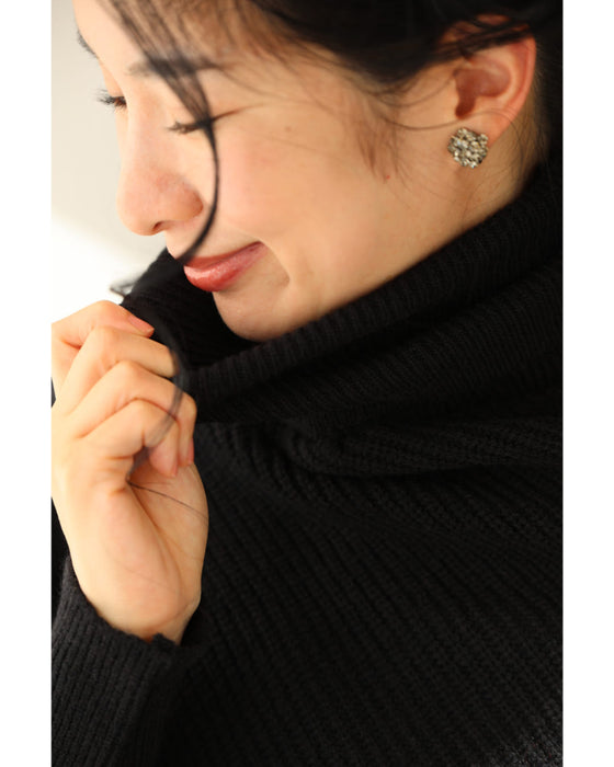 アンバランスな変形ドルマンニットプルオーバートップス