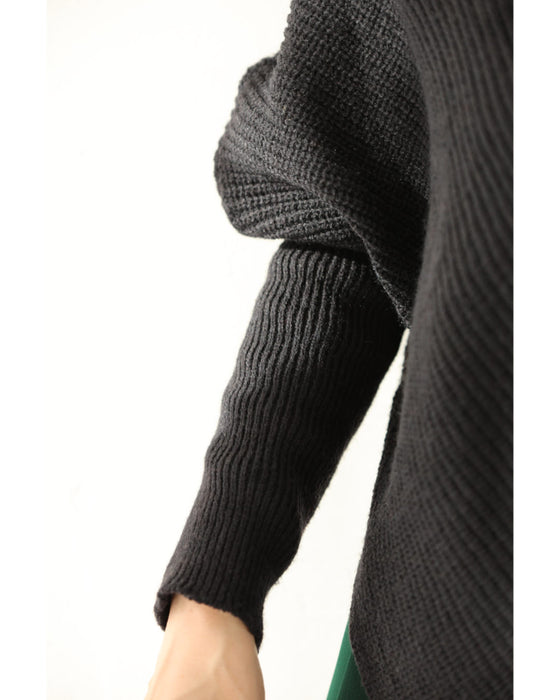 アンバランスな変形ドルマンニットプルオーバートップス