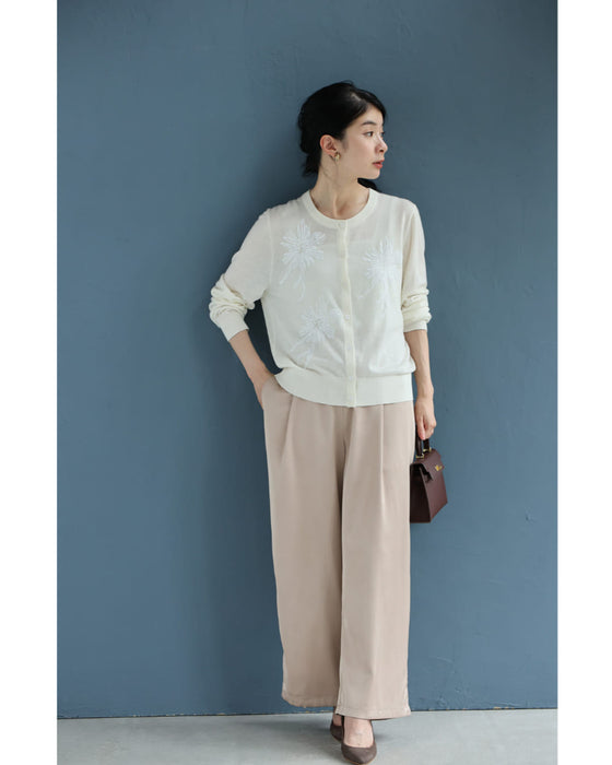 煌めき纏う花装飾カーディガン