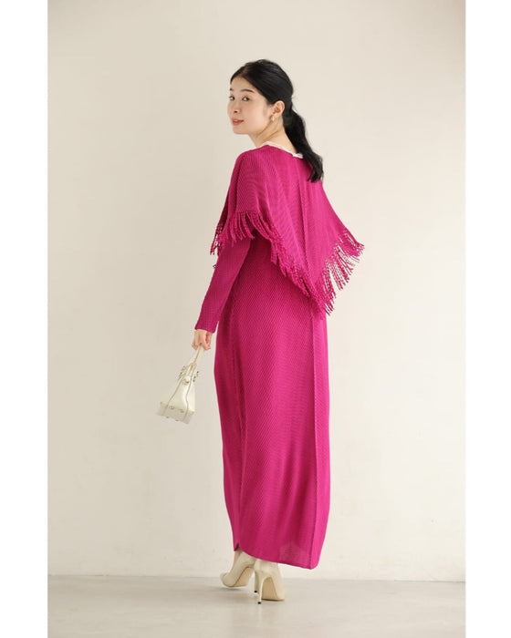 フリンジケープのアコーディオンプリーツロングワンピース