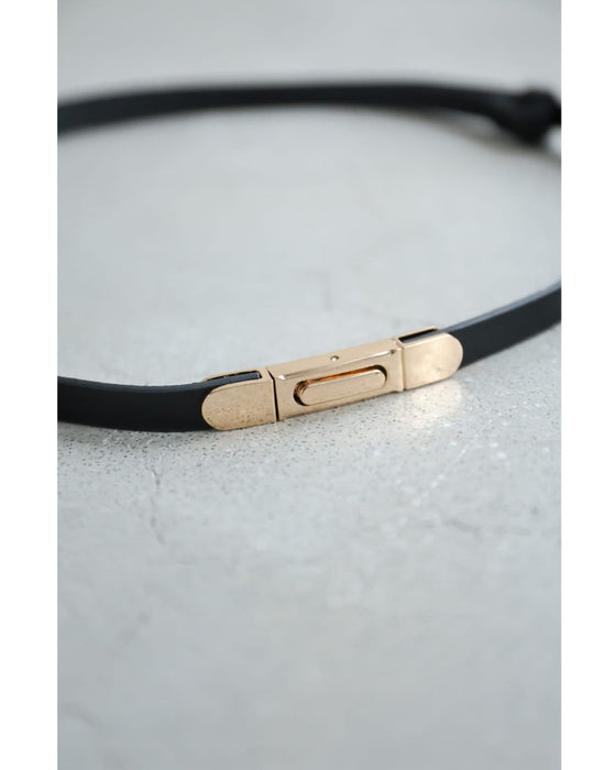 【予約商品】光のライン流れるアコーディオンプリーツミディアムワンピース(ベルト付き)