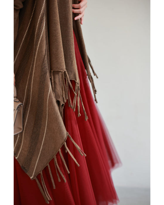 流れるような裾フリンジのストールカーディガン