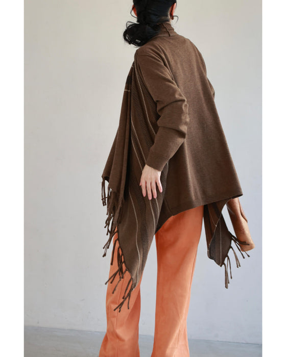 流れるような裾フリンジのストールカーディガン