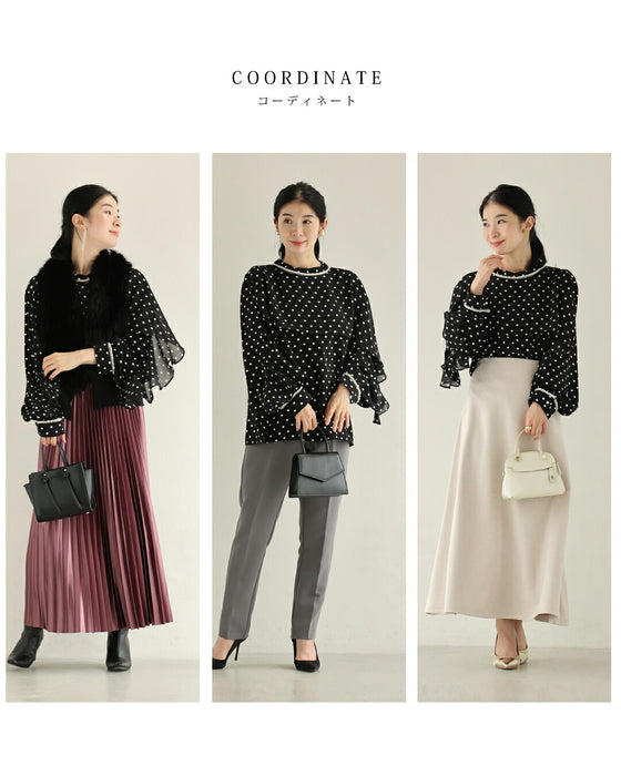 流れるフレアのドットブラウストップス