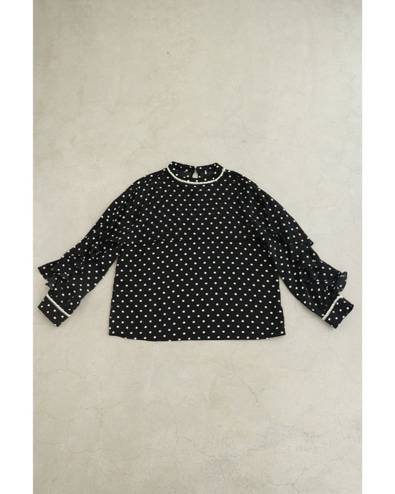 流れるフレアのドットブラウストップス