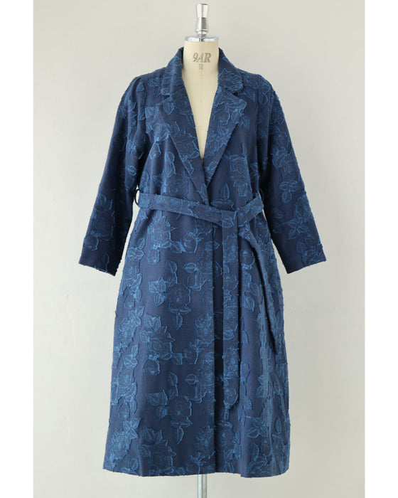 ブルーローズのジャガードロングコート（ベルト付き）