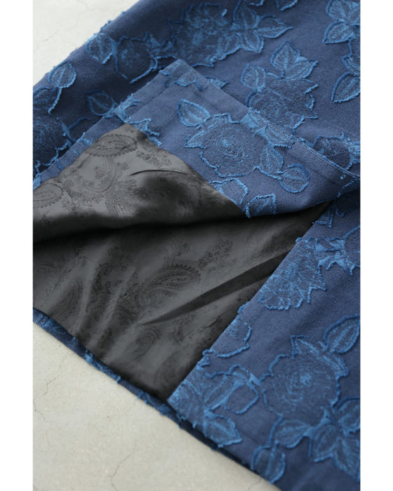 ブルーローズのジャガードロングコート（ベルト付き）