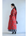 葉っぱのシルエット浮かぶ映える赤のロングコート(リボンベルト付)