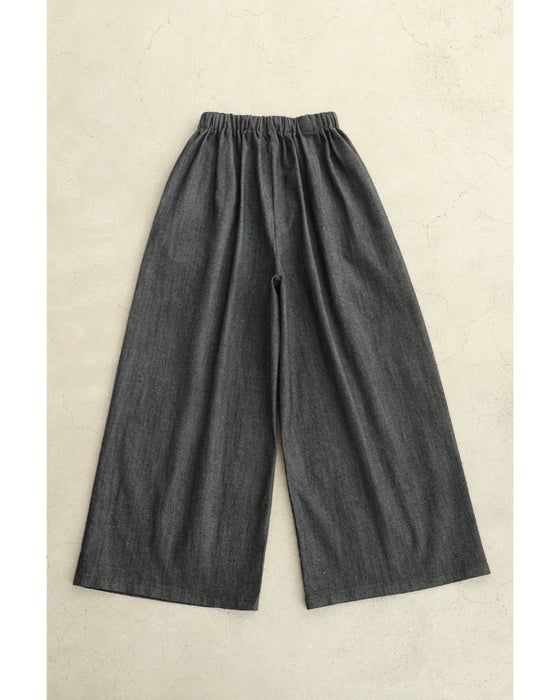 サイドタックのコットンデニムワイドパンツ