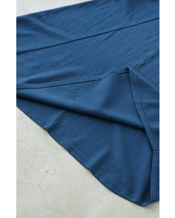 浮かびあがる装飾柄Aラインニットチュニック