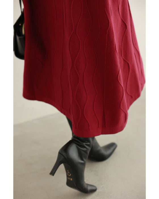 【予約商品】ラインが浮かぶ街映えカラーニットミディアムワンピース