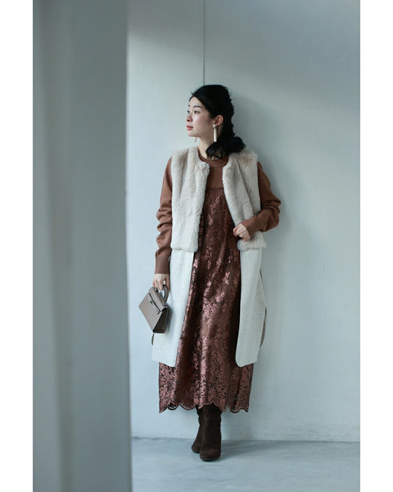 艶めく刺繍ベール重なるニットミディアムワンピース