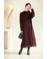 深まるボルドーのレース合わせニットミディアムワンピース
