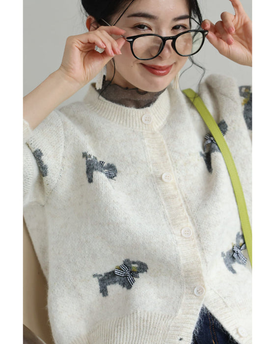 お散歩わんちゃんのもっちりニットカーディガン