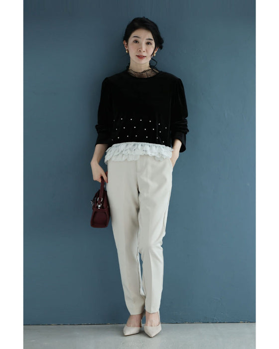 裾に広がるサークルフリルのベロア調ビジュープルオーバートップス