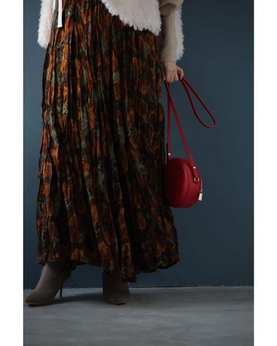 くしゅっと可愛いクリンクル加工の花柄ロングスカート