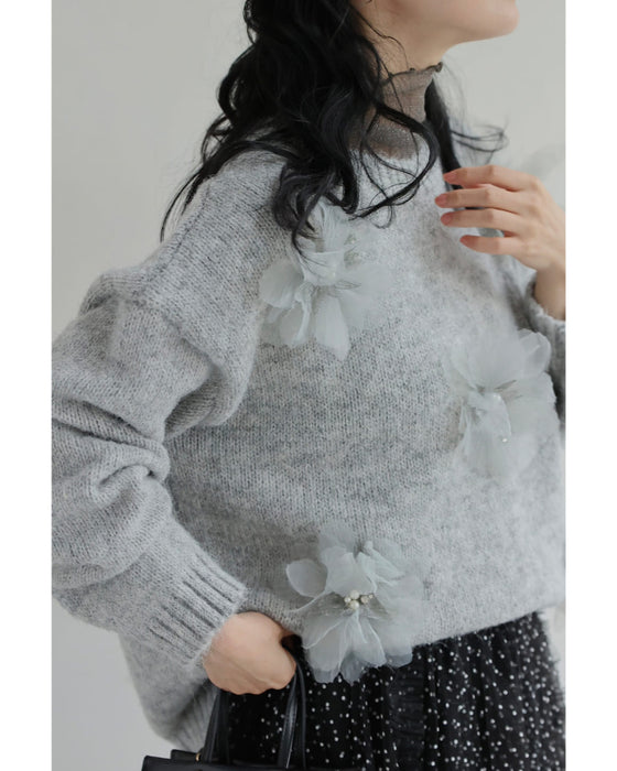 満開の花コサージュニットプルオーバートップス