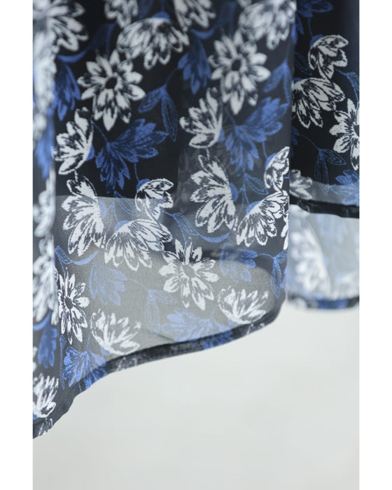 揺らめくように連なる花のシフォンミディアムワンピース