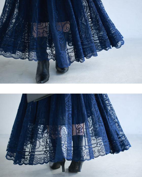 デコルテに広がる花のたっぷりレースロングワンピース