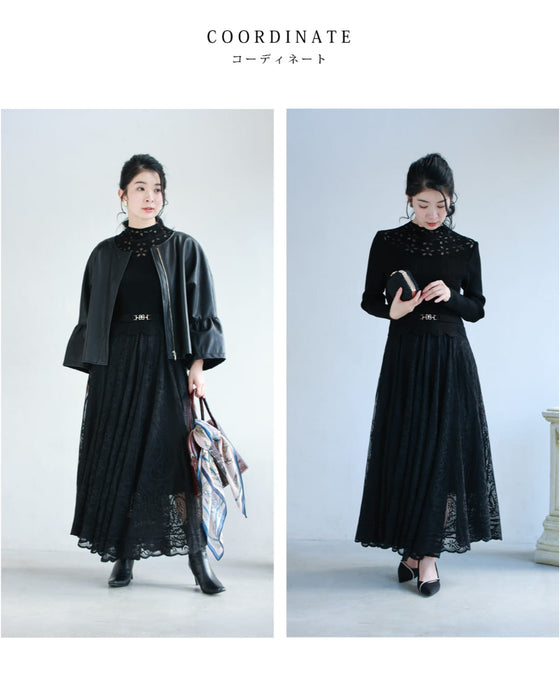 デコルテに広がる花のたっぷりレースロングワンピース