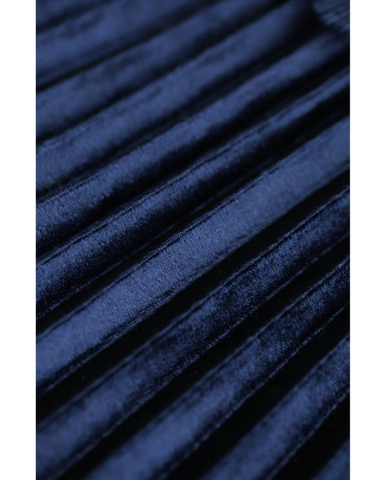 ナイトブルーベロアのミディアムプリーツワンピース（ベルト付き）