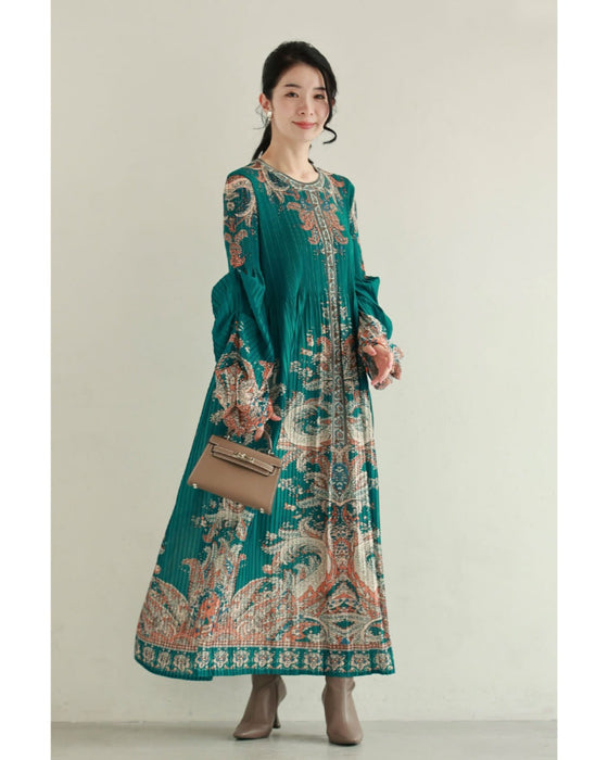 ふんわり変形タック袖の華やかなエスニック柄プリーツロングワンピース