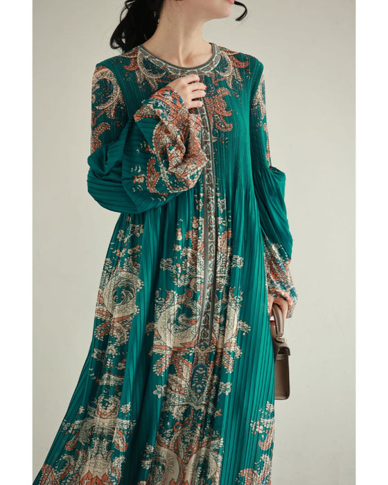 ふんわり変形タック袖の華やかなエスニック柄プリーツロングワンピース