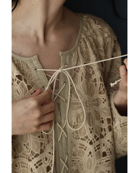 満開の美しさが広がる切り絵レースロングワンピース