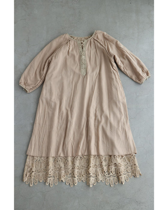 満開の美しさが広がる切り絵レースロングワンピース