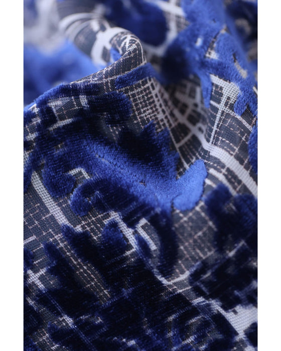 エレガントなフロッキー加工の柄浮かぶネックタイロングワンピース(ベルト付き)