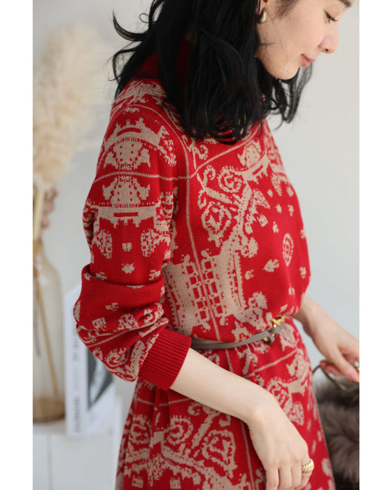 気分高まるオーナメント柄ニットミディアムワンピース