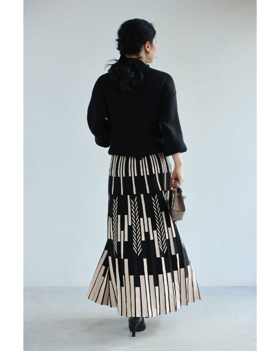 幾何学柄山折りプリーツニットのロングスカート