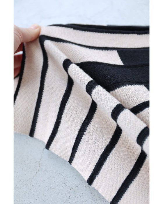 幾何学柄山折りプリーツニットのロングスカート