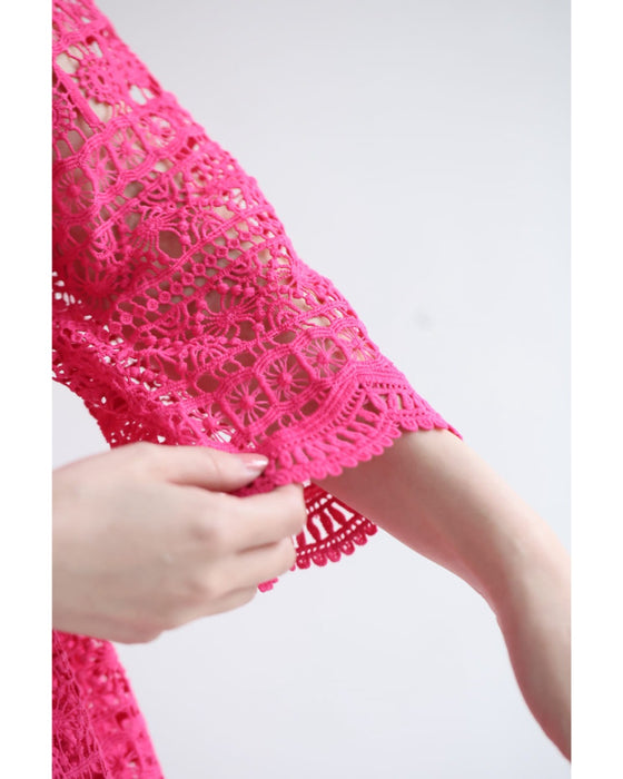 フラワーガーランドの総レースミディアムワンピース（ベルト付き）