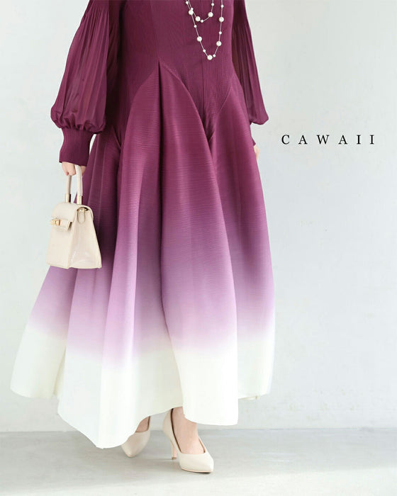 ふんわりシルエットのオーキッドロングワンピース