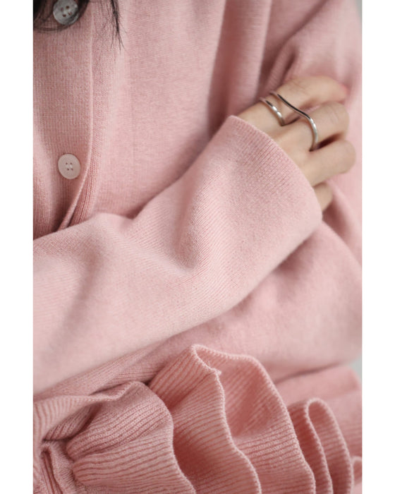 淡いピンクのバレエチュチュフリルニットカーディガン