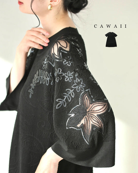 スパンコールの花咲くニットミディアムワンピース