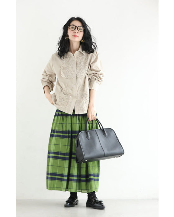 レリーフレースと刺繍浮かぶシャツトップス