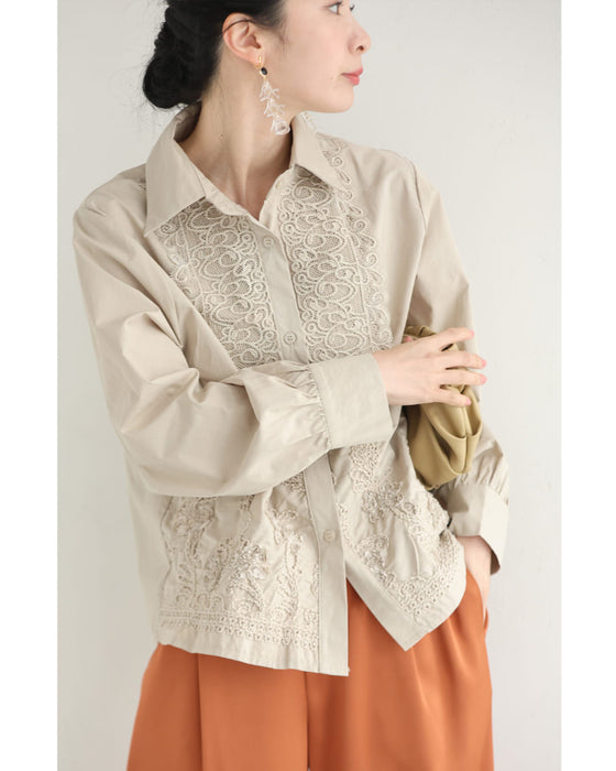 レリーフレースと刺繍浮かぶシャツトップス