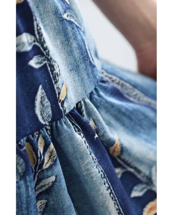 葉っぱを描いたデニム風プリントミディアムスカート