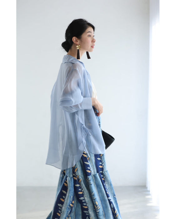 葉っぱを描いたデニム風プリントミディアムスカート