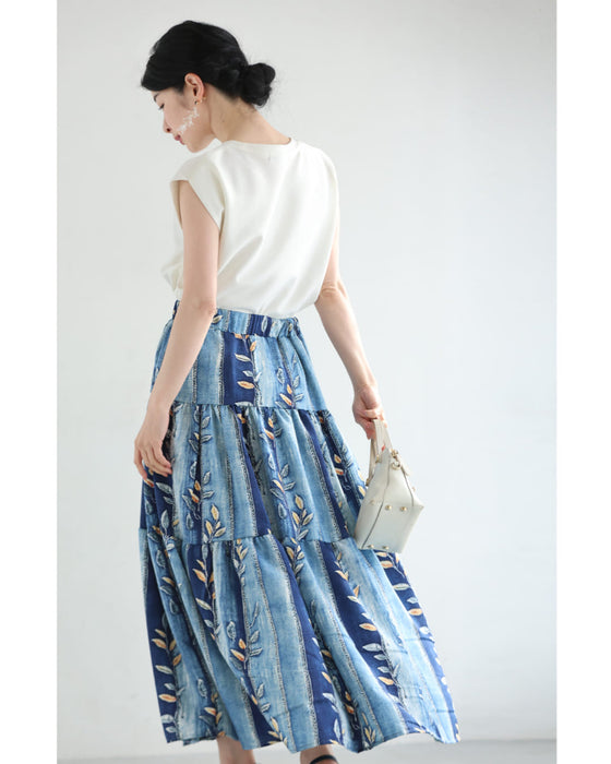 葉っぱを描いたデニム風プリントミディアムスカート