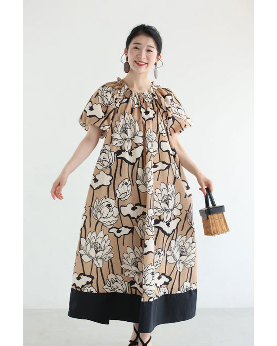 オフショルにも。バルーン袖の花画ロングワンピース（ベルト付き）