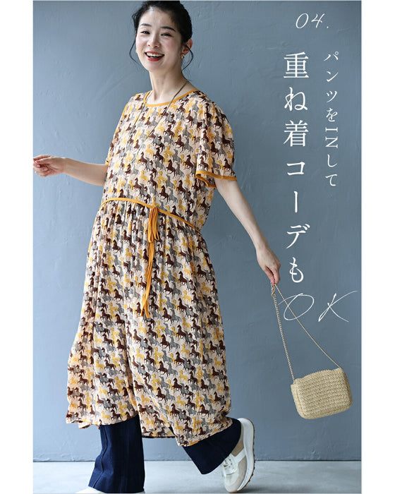 馬駆け巡るウエスト切り替えミディアムワンピース