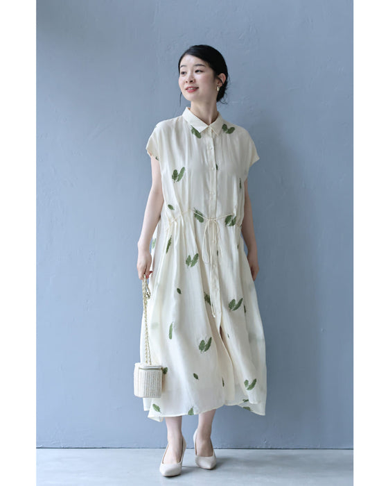 タックウエストのリーフ刺繍ミディアムワンピース