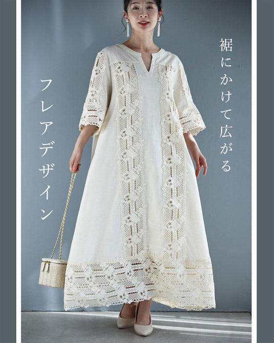 連なる花が流れるレースロングワンピース（インナー付き）