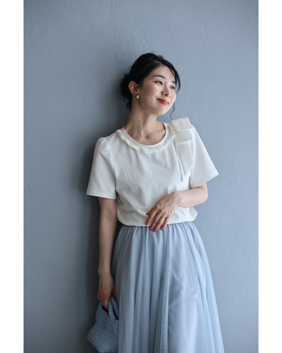 ツイストパールネックの肩リボンTシャツトップス