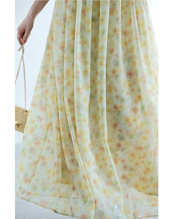 胸元に咲く花のほんのりパステルフラワーロングワンピース